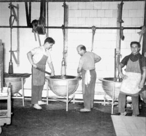 hombres-turron-jijona