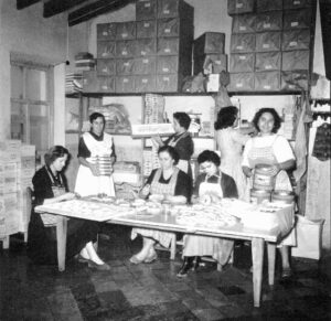 mujeres-haciendo-turron